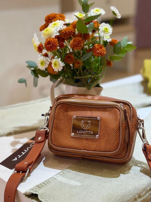 Cartera Lovitta 