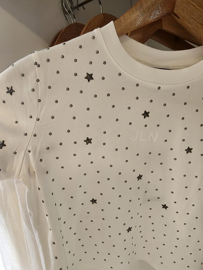 Remeras que elevan tu outfit